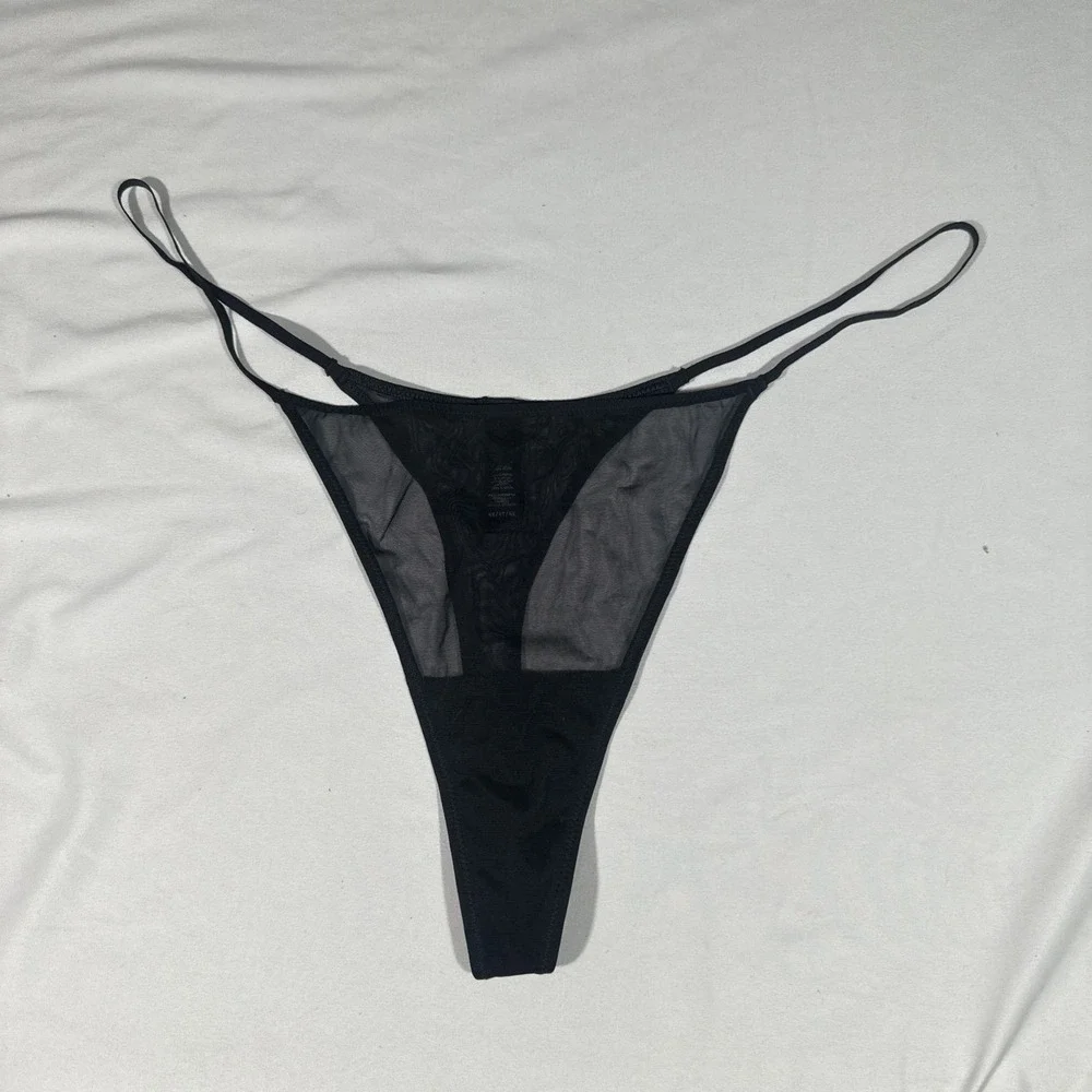 NEW $40 SKIMS [ 2PC 4X ]‎ ULTRA FINE MESH STRING Thong in Black + Truffle T2040
